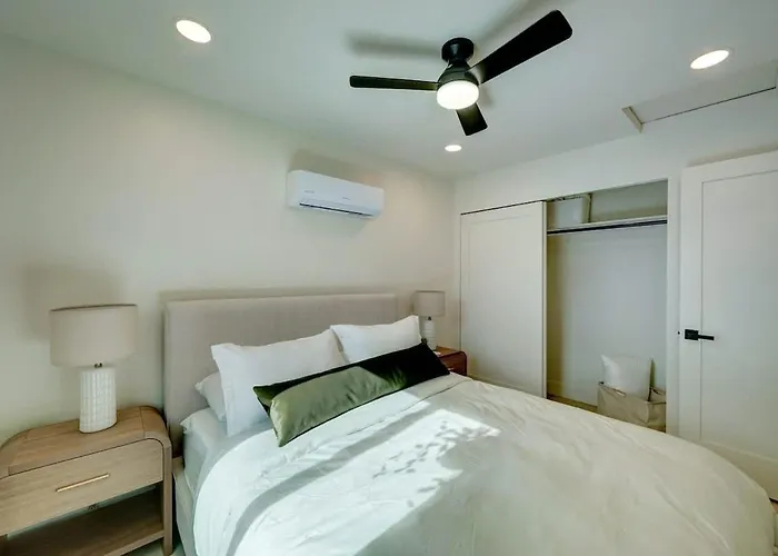 Private Casita Near Banner, Downtown & Airport Phoenix